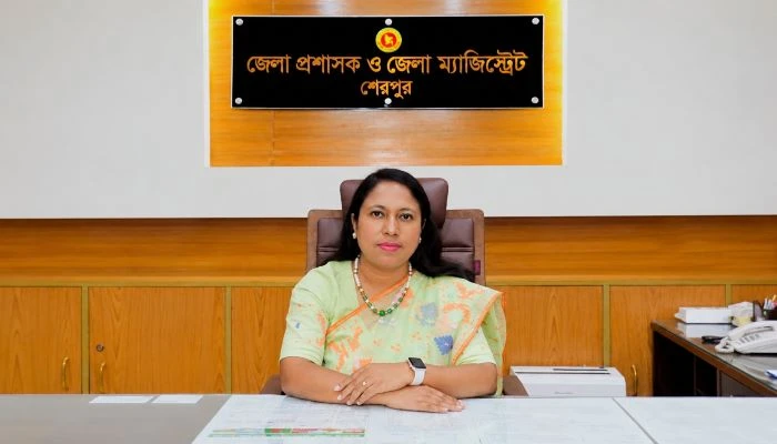 শেরপুরে সার ডিলারদের বিরুদ্ধে মামলা, বাদীকে ডিসির ধমকের অডিও ফাঁস!